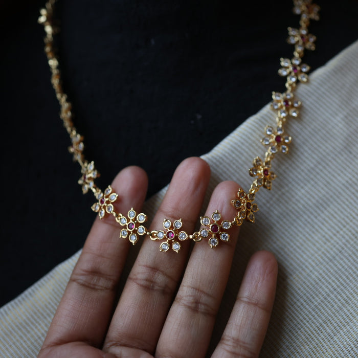 Heritage gold plated ruby white stone short necklace H1543