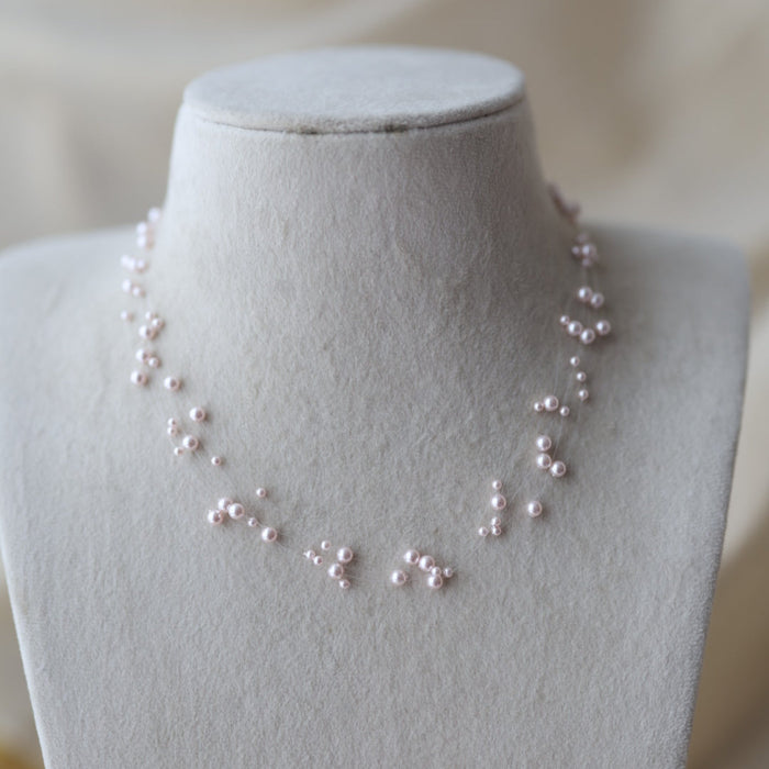 Invisible pink pearl layer short necklace IN1883