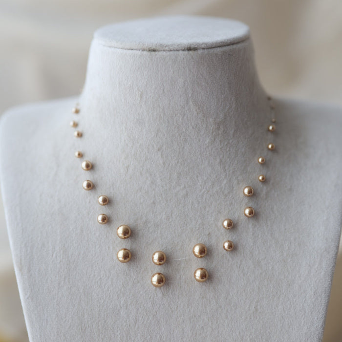 Invisible cream pearl layer short necklace IN1832