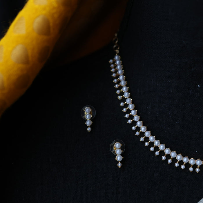 Heritage padmini simple pearl short necklace and earring PAD1237