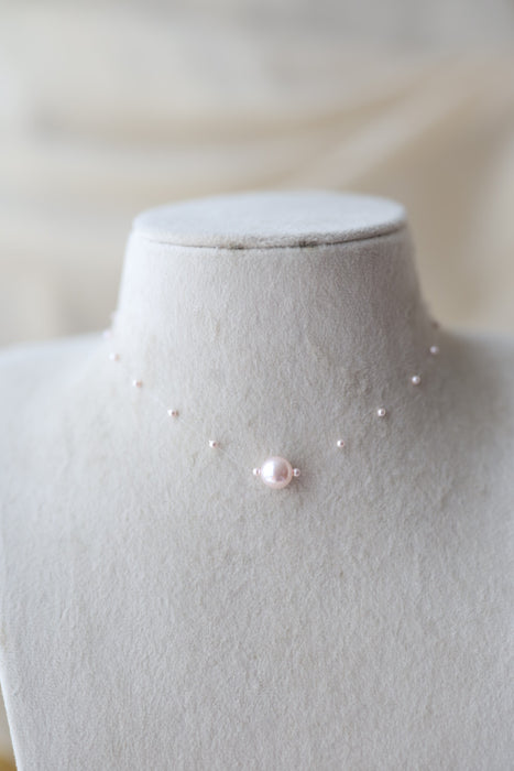 Invisible pink pearl layer short necklace IN2380