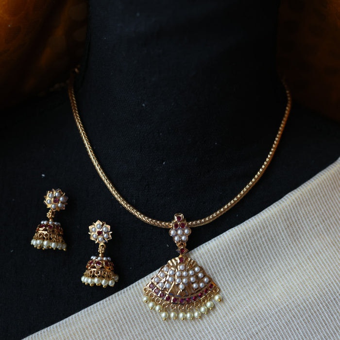 Heritage gold plated short necklace with earrings H688
