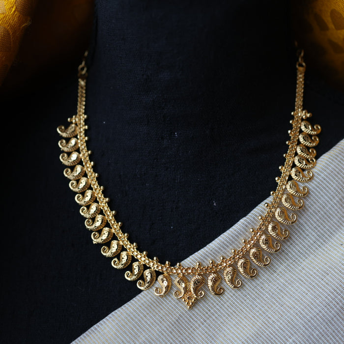 Heritage gold plated mango design short necklace with H432