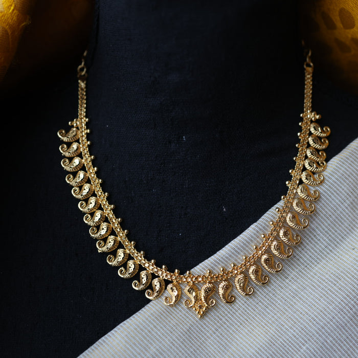 Heritage gold plated mango design short necklace with H432