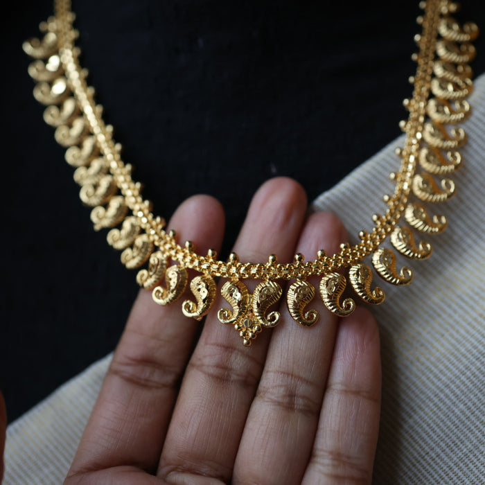 Heritage gold plated mango design short necklace with H432