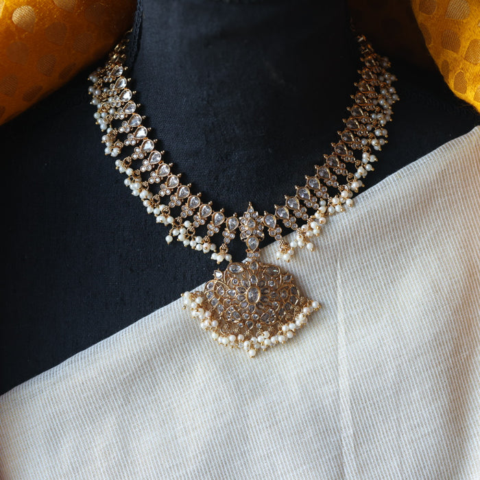 Antique white stone short necklace with earrings S1B1098