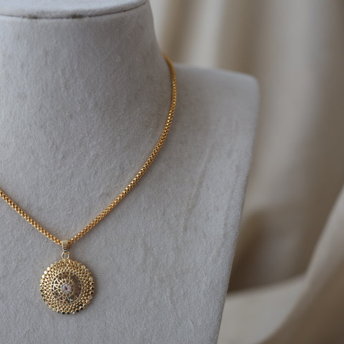 Heritage gold plated lakshmi pendant chain HC01112