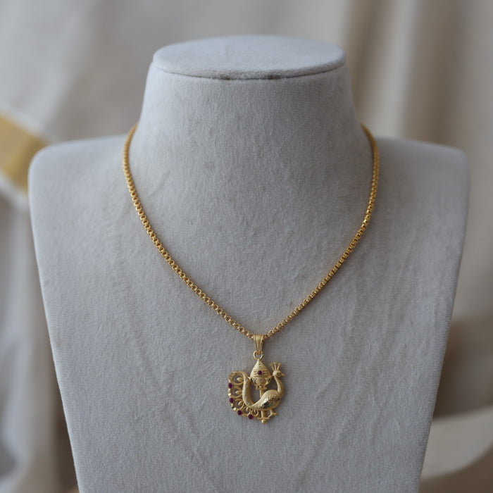 Heritage gold plated OM pendant chain HC0191