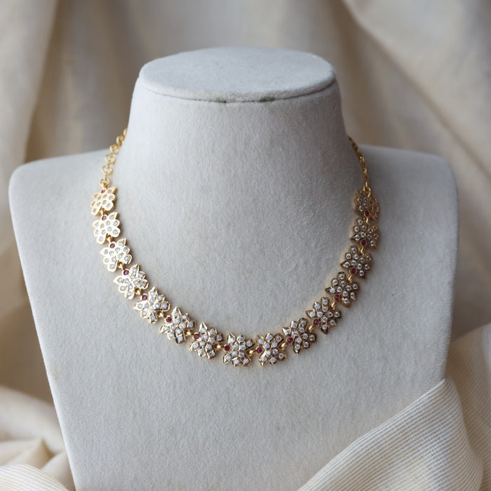 Heritage gold plated white stone short necklace H7394
