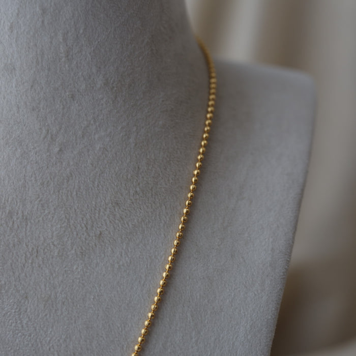Heritage gold plated pendant long chain HC1623