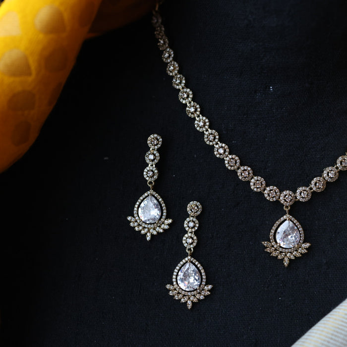 Victorian white stone short necklace with earrings V1057