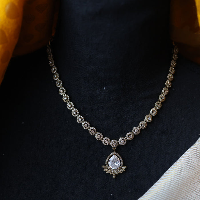 Victorian white stone short necklace with earrings V1057
