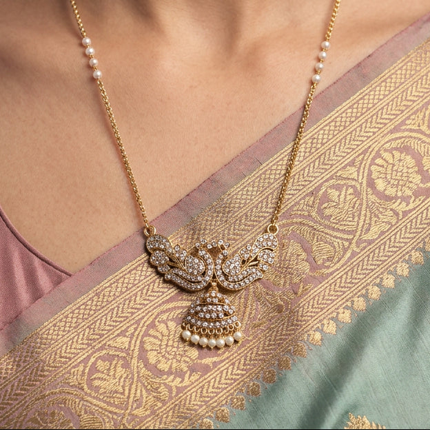 Heritage gold plated white padakam necklace HP985