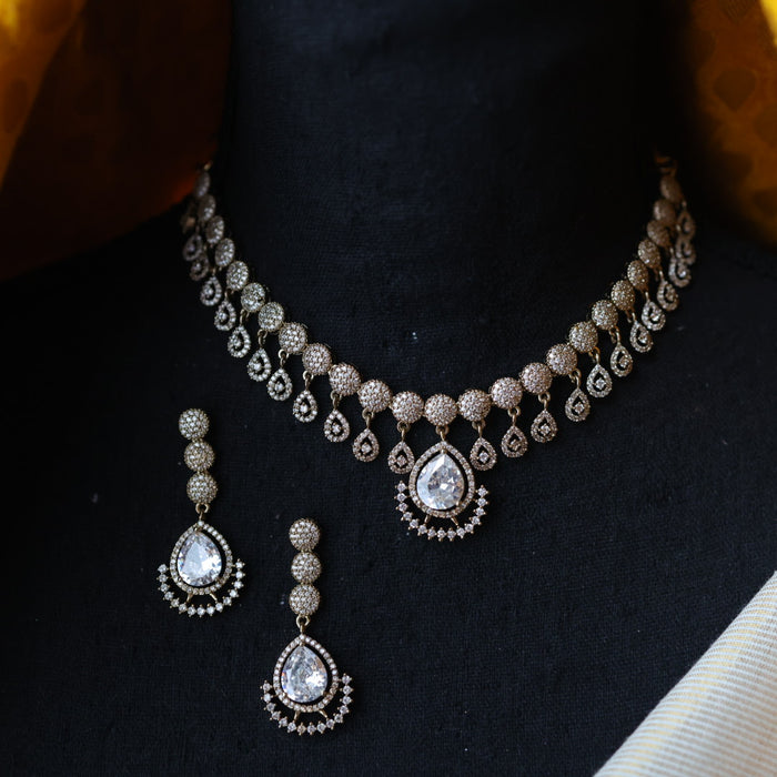 Victorian white stone short necklace with earrings V1056