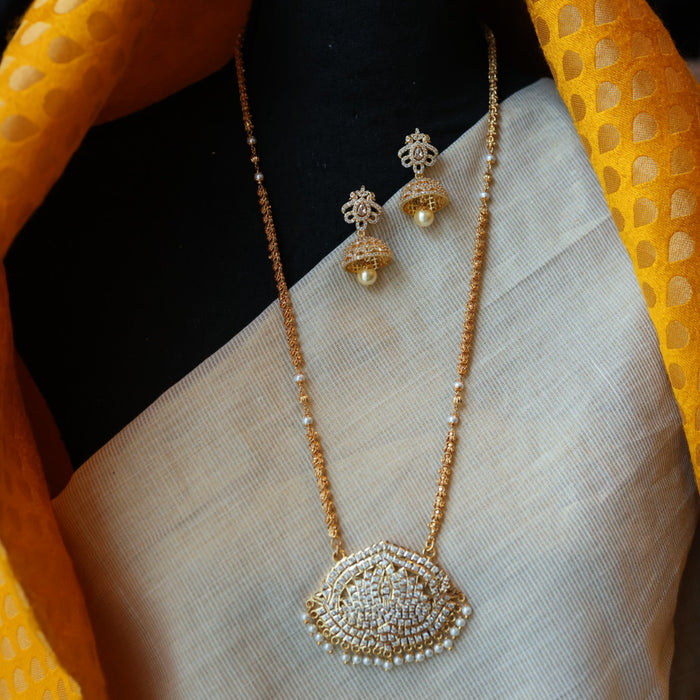 Heritage gold plated white padakam necklace with earrings HP165