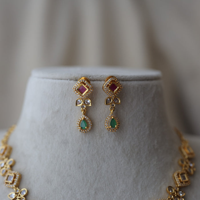 Heritage gold plated short necklace with earrings H7822