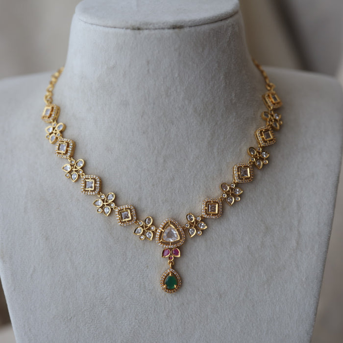 Heritage gold plated short necklace with earrings H7822