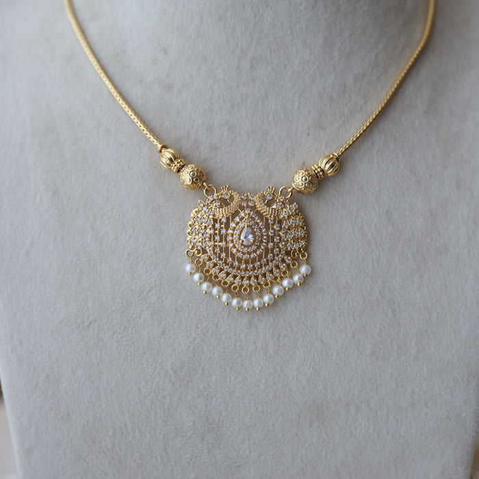 Heritage gold plated white stone short necklace with earrings H792