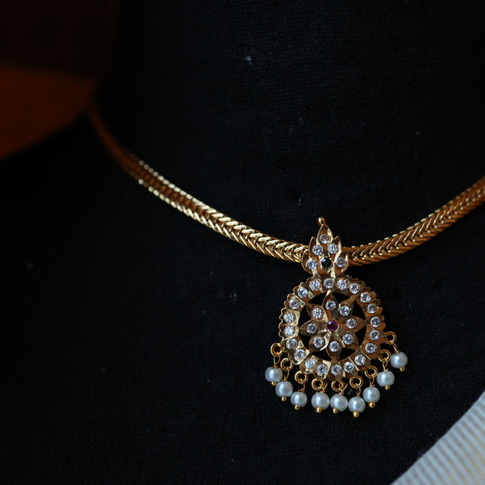 Heritage gold plated white short necklace set H567
