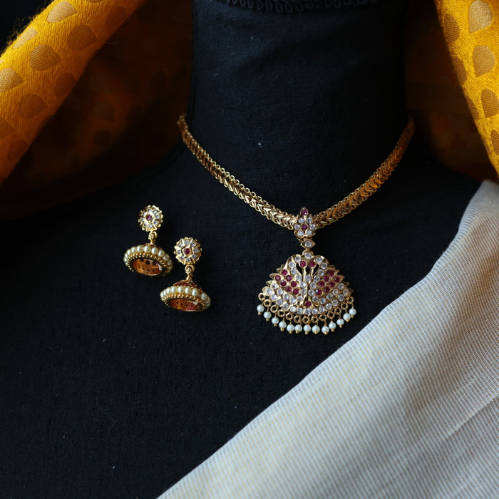 Heritage gold plated pearl short necklace with earrings H653