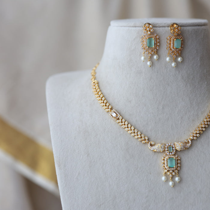 Heritage gold plated mint & white stone short necklace with earrings H8991