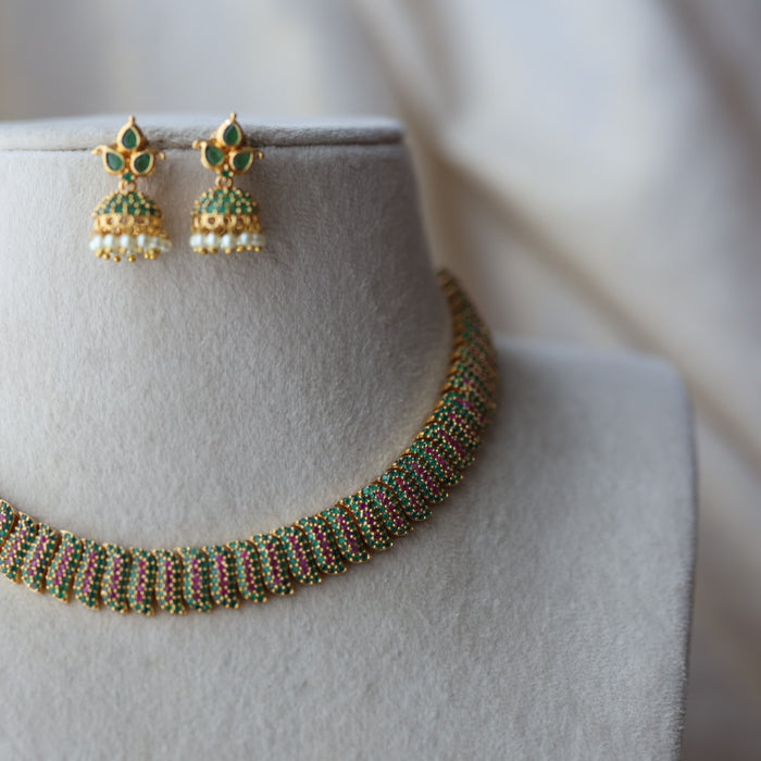 Heritage gold plated ruby green stone short necklace with earrings  H8033