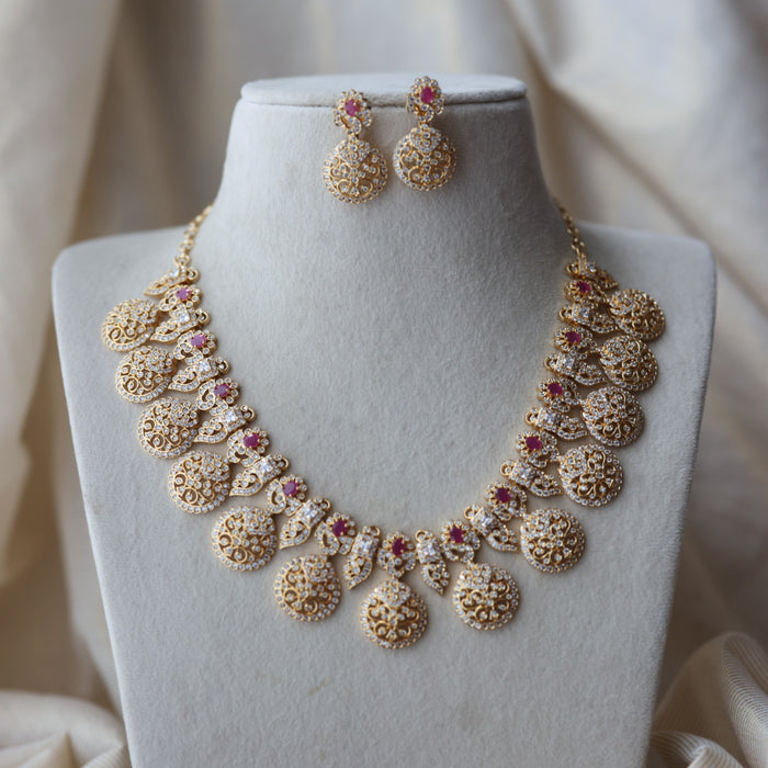 Heritage gold plated ruby white stone coin short necklace with earrings  H8193