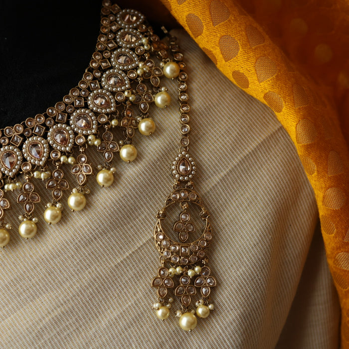 Trendy white stone short necklace with earrings and tikka TW007456