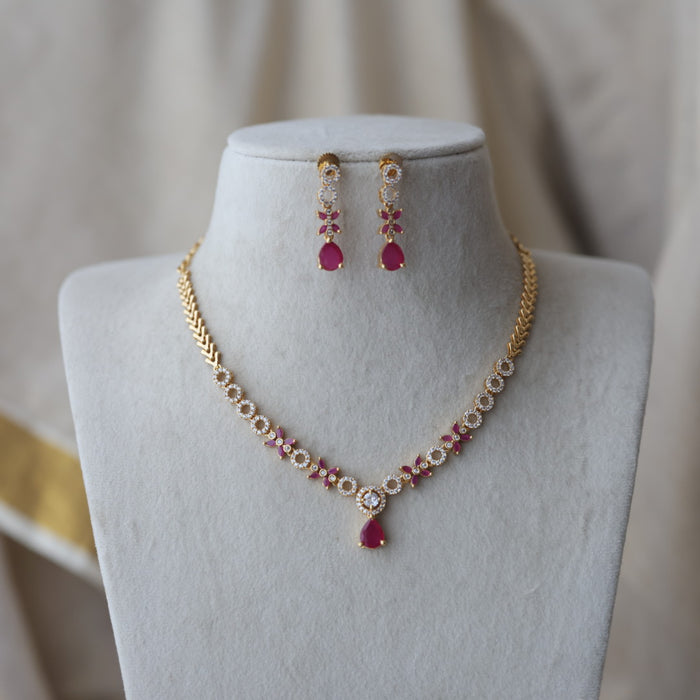 Heritage gold plated ruby & white stone short necklace with earrings H8137