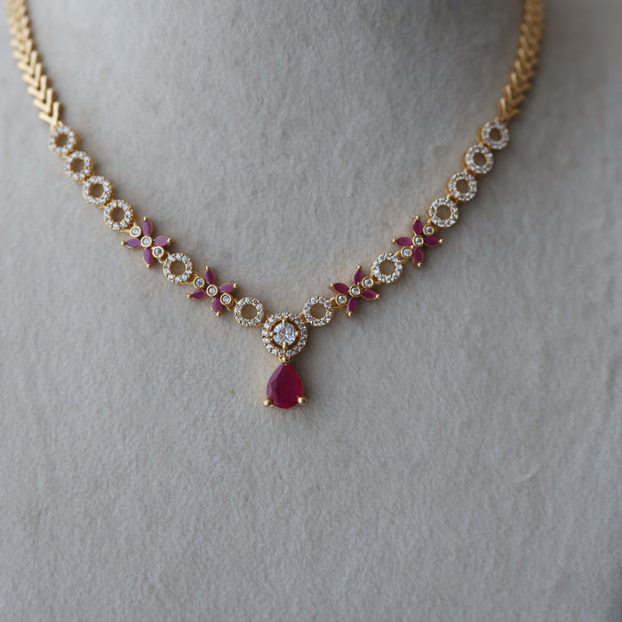 Heritage gold plated ruby & white stone short necklace with earrings H8137