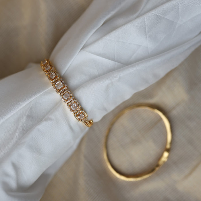 Heritage gold plated white stone bangle -One size fits all  HB1922