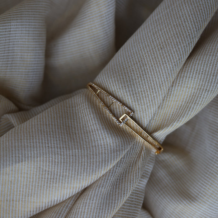 eritage gold plated white stone bangle -One size fits all  HB333