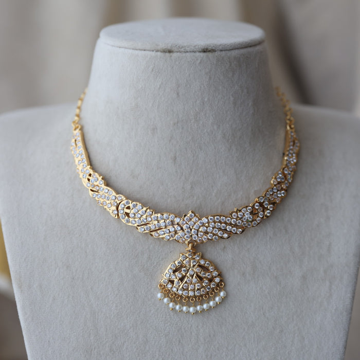 Heritage gold plated white stoneshort  necklace H86123