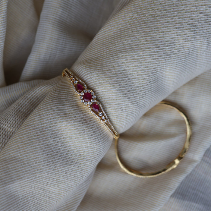 eritage gold plated ruby white stone bangle -One size fits all  HB022