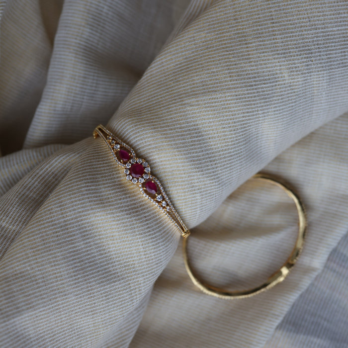 eritage gold plated ruby white stone bangle -One size fits all  HB022