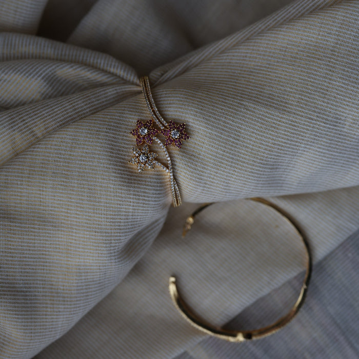 Heritage gold plated white stone bangle -One size fits all  HB789