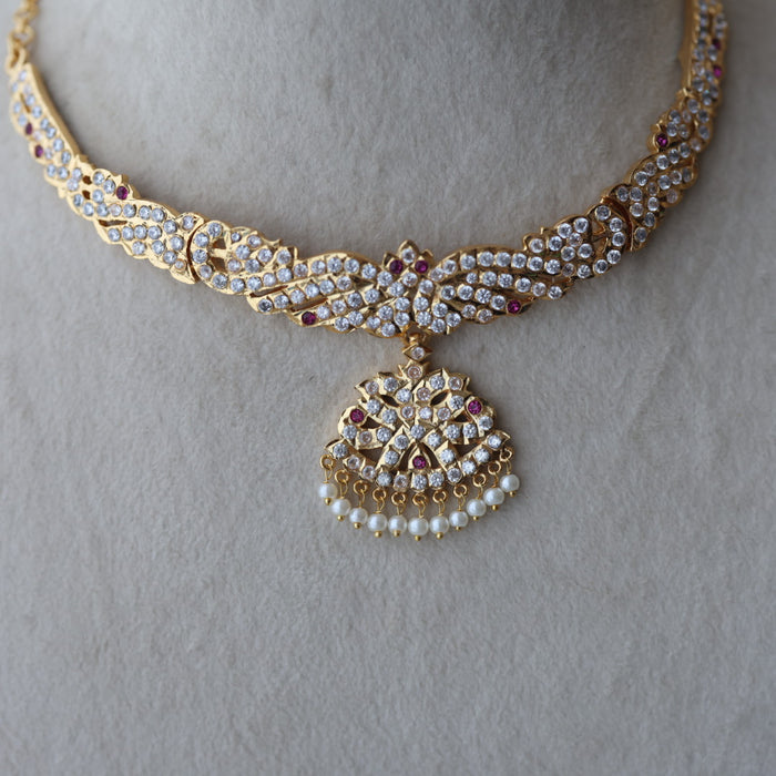 Heritage gold plated ruby white stone short  necklace H8621