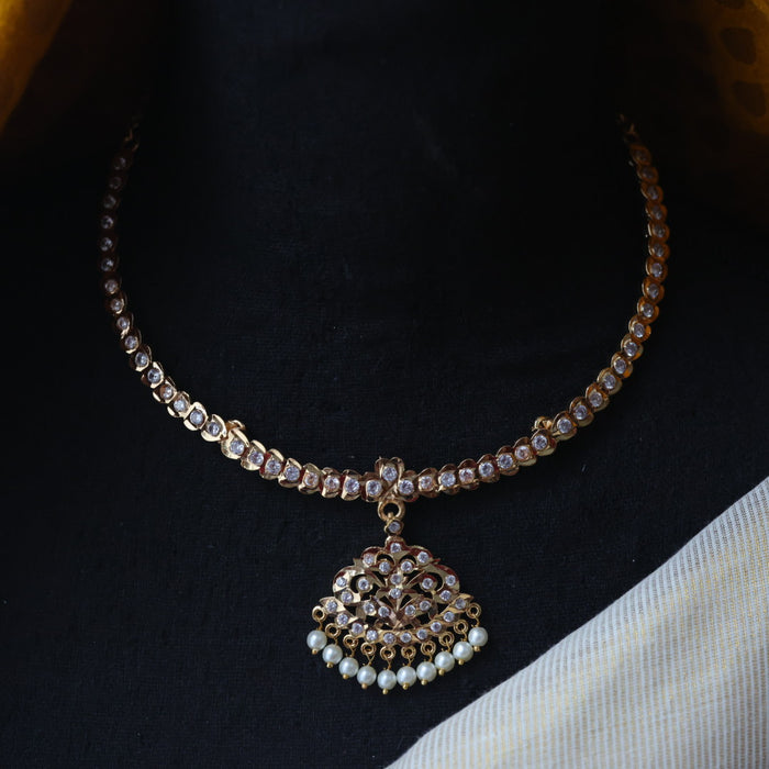 Heritage gold plated white stone short necklace H1101