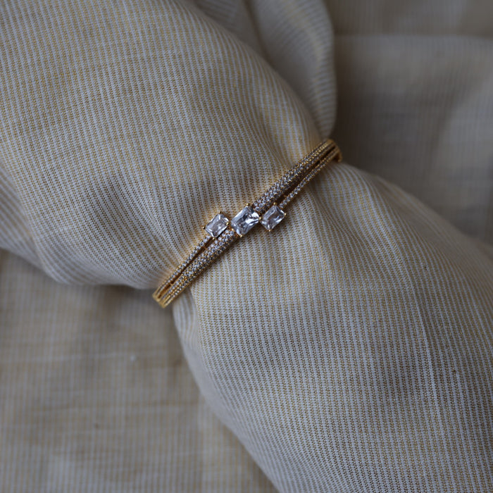 Heritage gold plated white stone bangle -One size fits all  HB335
