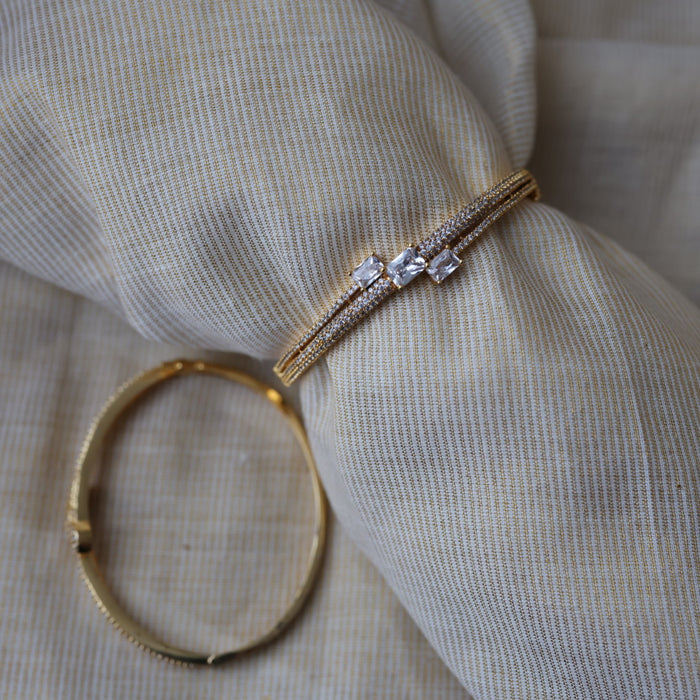 Heritage gold plated white stone bangle -One size fits all  HB335