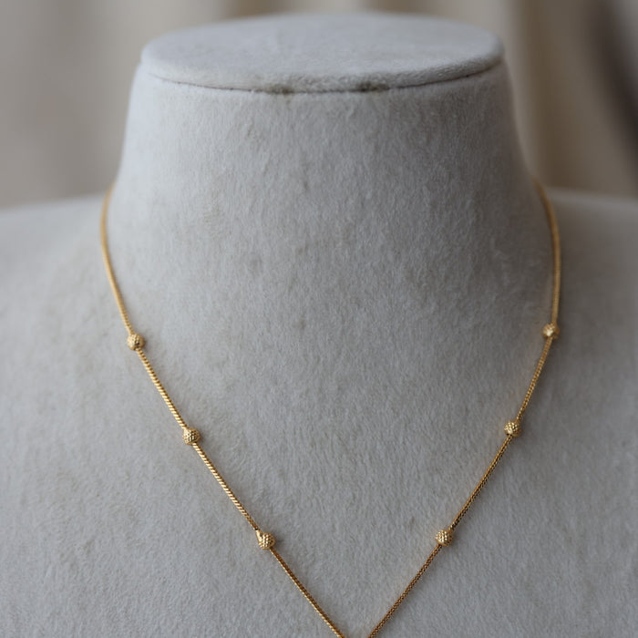 Heritage gold plated simple short necklace HS913