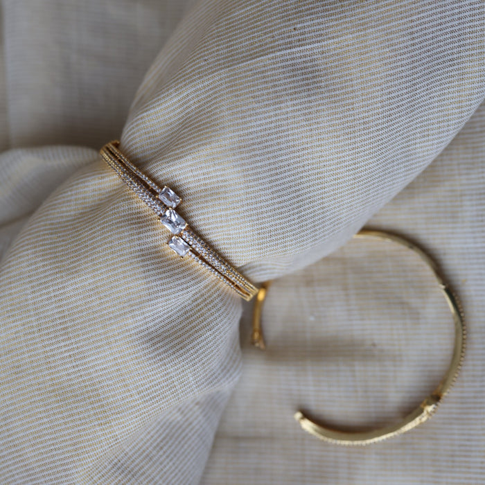 Heritage gold plated white stone bangle -One size fits all  HB335