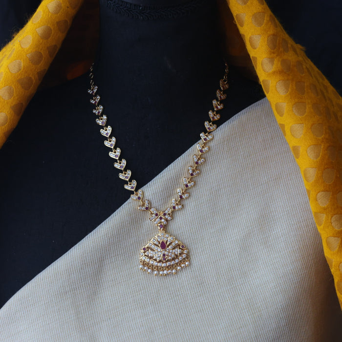 Heritage gold plated ruby white stone short necklace H1878