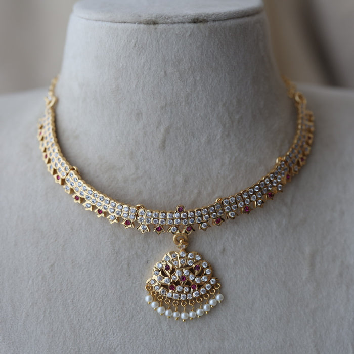 Heritage gold plated ruby white stone short  necklace H8811