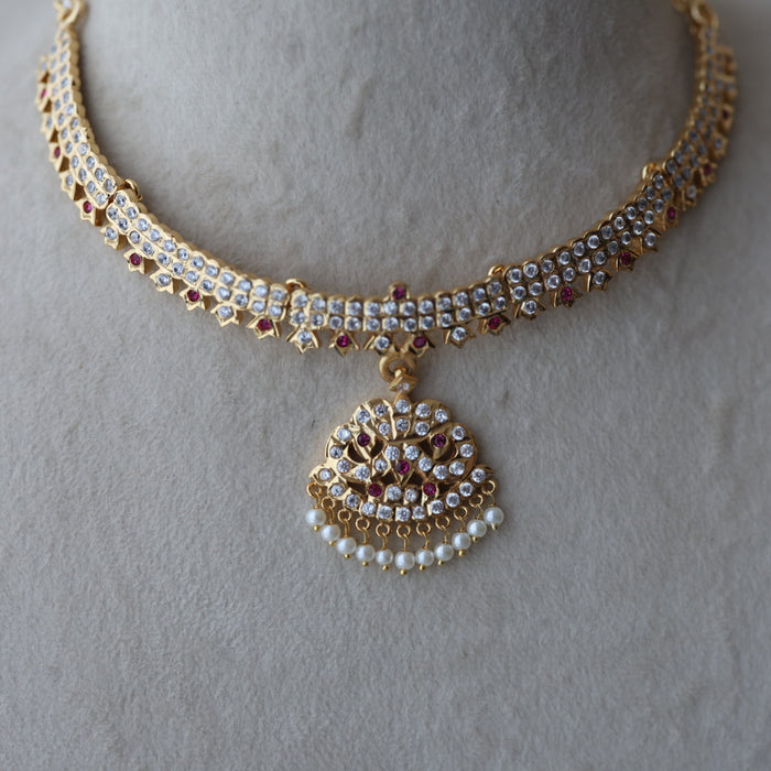 Heritage gold plated ruby white stone short  necklace H8811