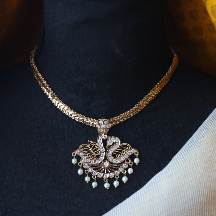 Heritage gold plated white stone short necklace H18993