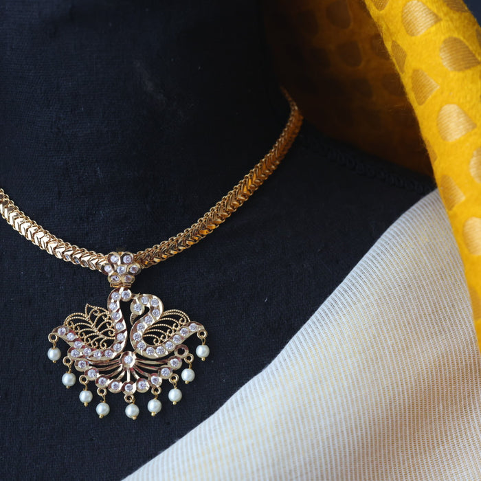 Heritage gold plated white stone short necklace H18993
