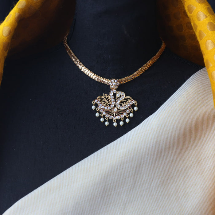 Heritage gold plated white stone short necklace H18993