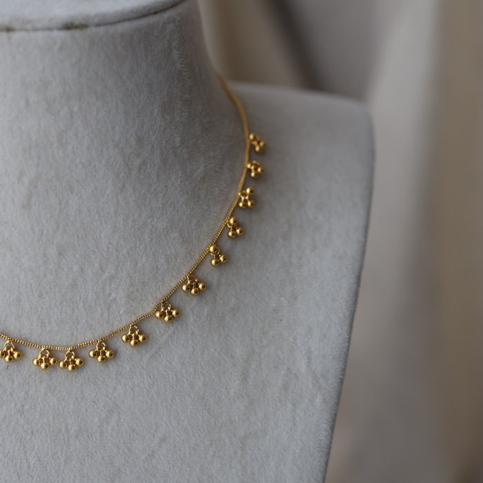 Heritage gold plated simple short necklace HS9156