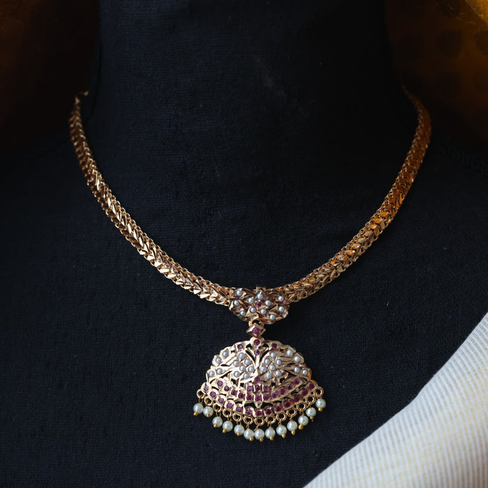 Heritage gold plated ruby white stone short necklace H1176